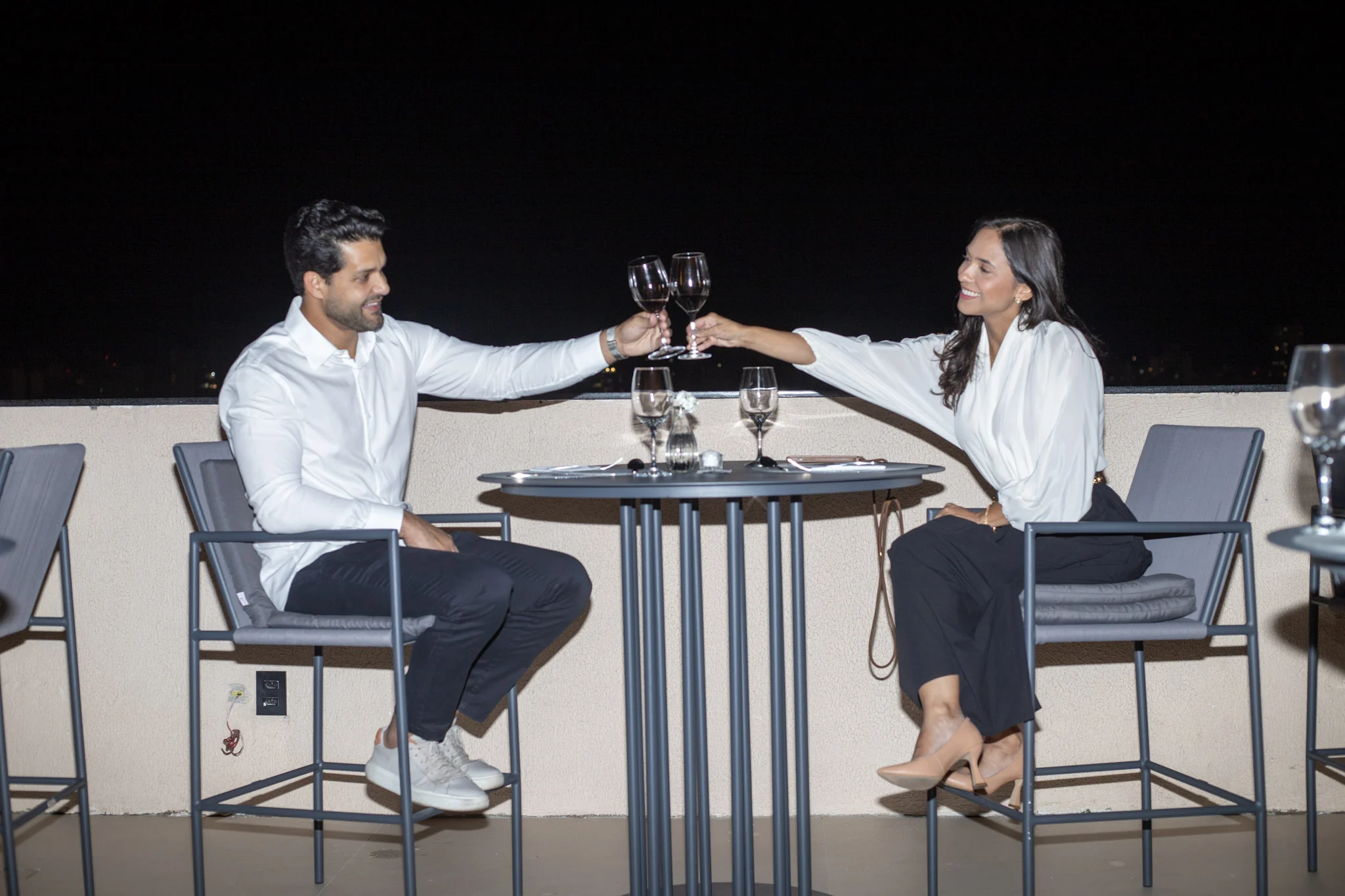 Rooftop Enjoy durante a noite