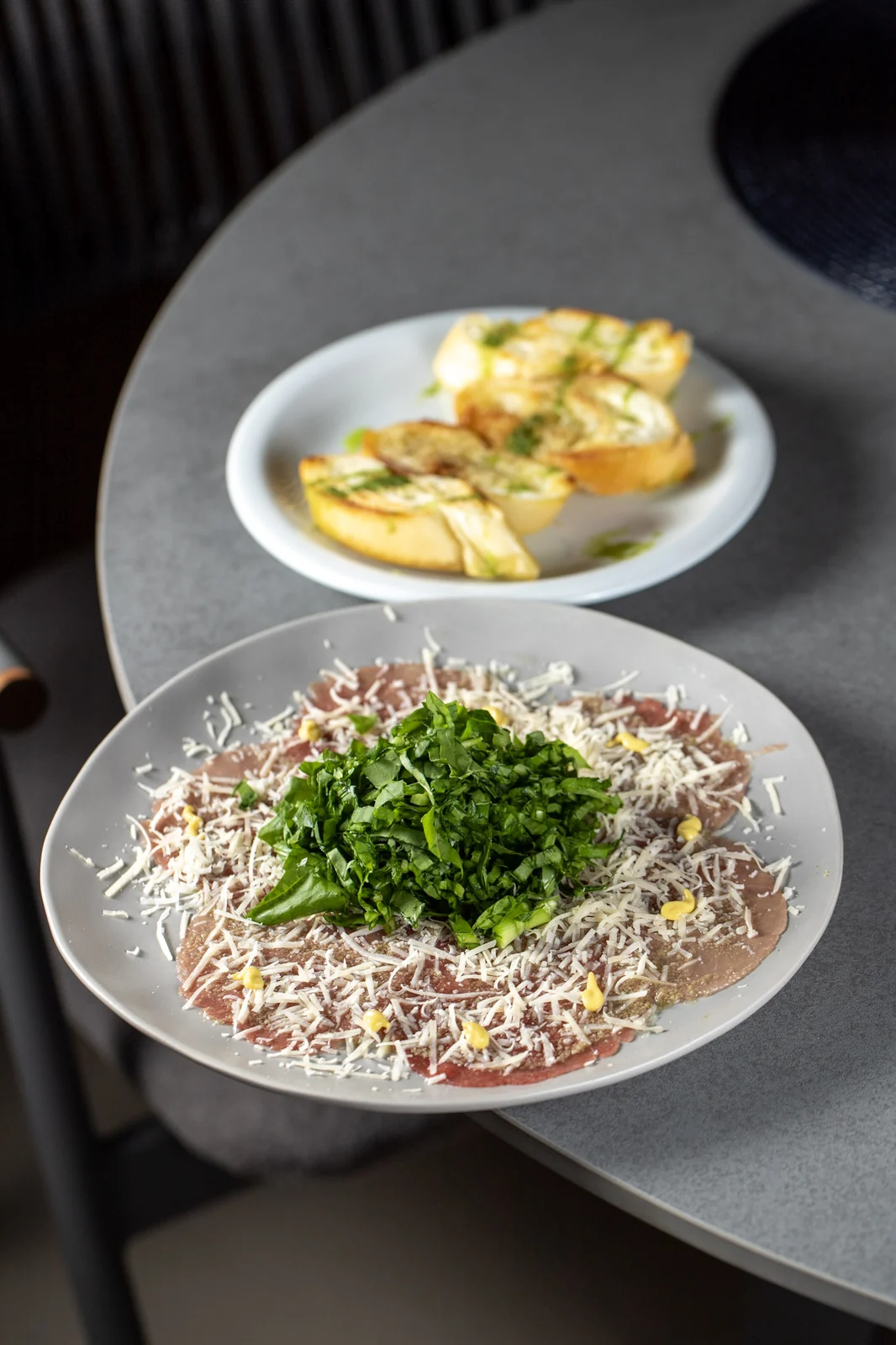 Gastronomia servida no restaurante da sede Enjoy